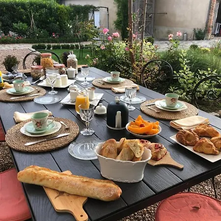 La Demeure D'agapanthe Frühstückspension Vinay (Marne)